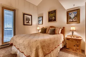 Lovely 2 bedroom condominium on the free bus shuttle. Pool open in the summer!! - Image 4
