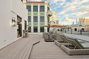 Diamond Vault Penthouse - Image 2