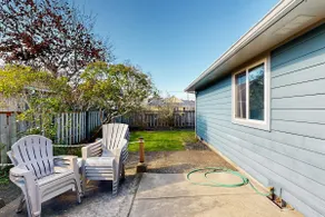 Sunny 3BR Dog Friendly | Hot Tub | Deck | - Image 2