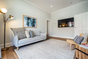 Belle Escapes - Moseley Apartments near the beach with private garden - Image 5