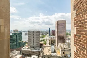 2B/2BA Inner Harbor · Downtown Baltimore - Image 4
