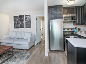 En prisvärd andelslägenhet med fantastisk utsikt över bergen, badtunna och öppen spis med mera. - Image 3