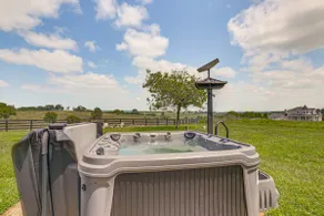 Quiet Kentucky Vacation Rental w/ Hot Tub - Image 3