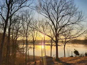 Lake Front, Sunrise, Dock, Kayaks + Game Room - Image 2