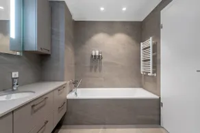 Appartement spacieux 3CH avec 2 salles de bain - Image 4