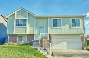 Fresh West Omaha Home For Your Entire Group - Image 2