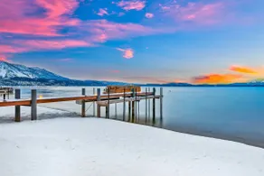 Elegant Waterfront in South Lake Tahoe luxe01 - Image 5