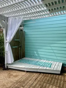 Oasis in the Country-Cottage-Private Bathroom - Image 3