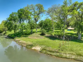 Gettin' Guada loopy with Hot Tub & Riverfront - Image 3