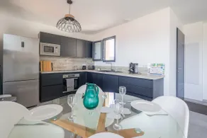 Bella Luce – Apartment with panoramic sea view - Image 3