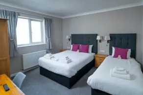 Two Bed Apartment - Image 4