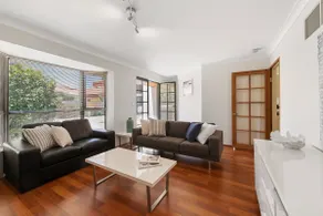 Swan River Applecross Heathcote Park 1BR Villa - Image 2