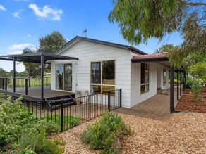15 Dorset Court Carrickalinga - Image 2