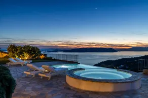 Rodon Luxury Villas Aura - Image 5