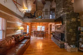 Log Cabin on the river w/Hot Tub and Fenced Dog Run - Image 3