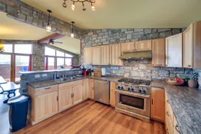 Prairie-Style Home on Garden Bay w/ Deck + Hot Tub - Image 3
