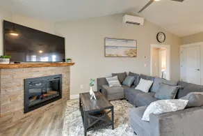 Ocean Shores Home w/ Game Room - Walk to Beaches! - Image 5