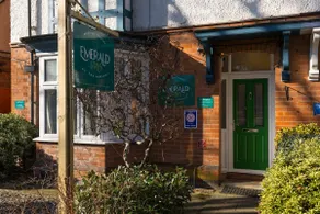 The Adelphi | Twin Studio + Free Private Parking - Image 5