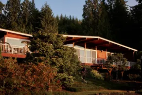 Lake Roesiger Escape| Hot Tub • 45 Min to Seattle - Image 3