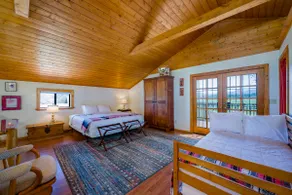 Hummingbird Hacienda - Los Ojos Cabin w/ Brazos Cliff Views - Image 4