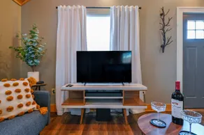 Charming Benson Home - Sleeps 5 Hot Tub! - Image 4