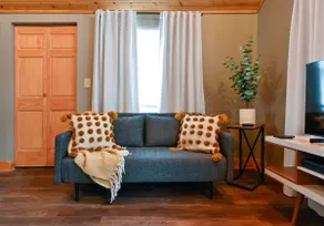 Charming Benson Home - Sleeps 5 Hot Tub! - Image 2