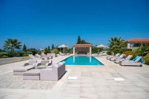Villa Elia, By Hellocrete - Image 4