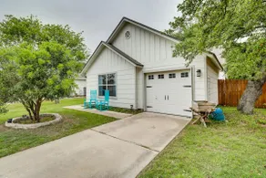 Contemporary Home - 1 Mi to Georgetown Square - Image 3