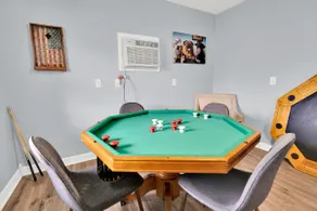 Loaded House and Guest House w Game Room Gym - Image 3