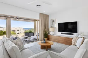 Unit 8 Nereus Stunning and Sophisticated 3 Bedroom Apartment with View - Image 4