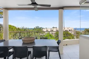 Unit 8 Nereus Stunning and Sophisticated 3 Bedroom Apartment with View - Image 2