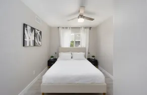 Charming 3-Bedroom Entire House - Image 5