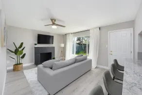 Charming 3-Bedroom Entire House - Image 4