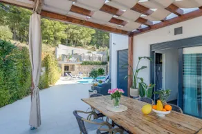 Luxury villa Blue Sky, private pool, breakfast - Image 2