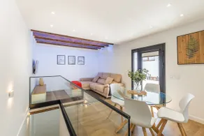 Modern Balcony House - Solarium Terrace - Parking - Image 5