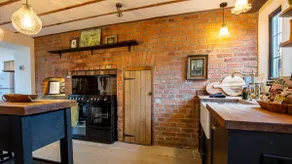 Little Oakley Cottage - Image 4