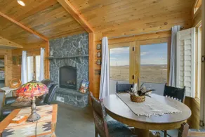 Jefferson Home w/ Mountain Views & Horse Pastures - Image 5