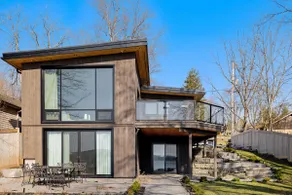 Lakefront House! 2 Large Decks + Private Yard - Image 3