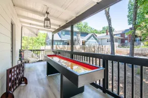Walkable Highland Park Retreat, Family Friendly - Image 5