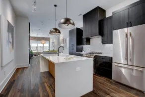 Loft condo w/ parking & patio Apt 101 - Image 3