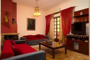 125m2 central & tranquil flat w/h 2 parking spaces - Image 4
