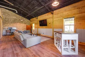 Fish & Relax! Magnolia River Cabin Hideaway - Image 3