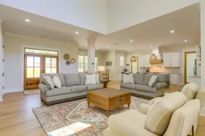 Spacious Lake Sinclair Vacation Rental w/ Dock! - Image 5