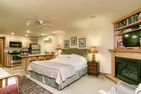 Cowslip's Lower Garden Suite - Image 4