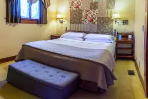Cowslip's Rosebud Garden Suite, peaceful, central - Image 5