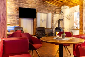 Chalet 'Hillside Nature' with Private Terrace, Balcony and Wi-Fi - Image 2
