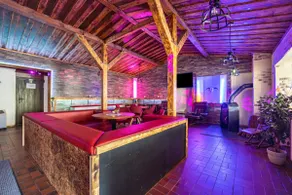 Chalet 'Hillside Nature' with Private Terrace, Balcony and Wi-Fi - Image 3