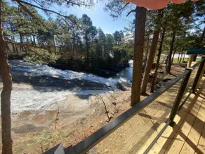 Horsehead Waterfall Cabin Two - Image 5