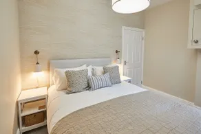 Host & Stay | Silver Beach - Image 3