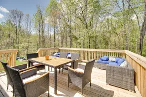 Near Lake Anna: Gem w/ Saltwater Pool & Arcade! - Image 2